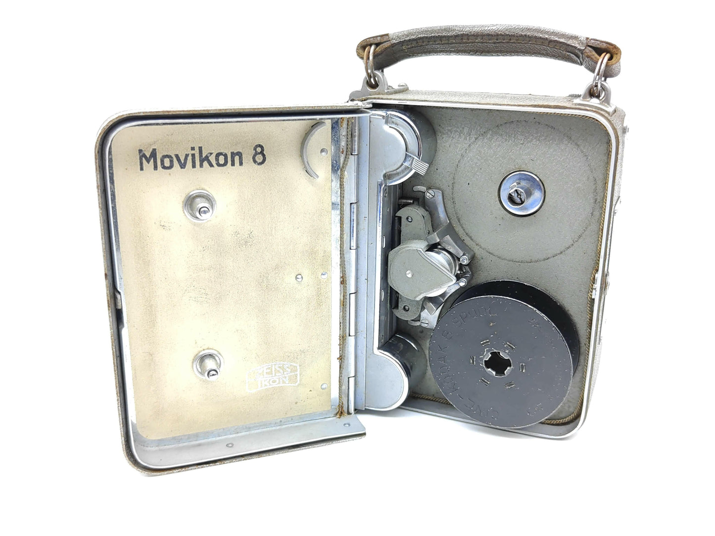 Zeiss Movikon 8: 8mm retro cine camera.