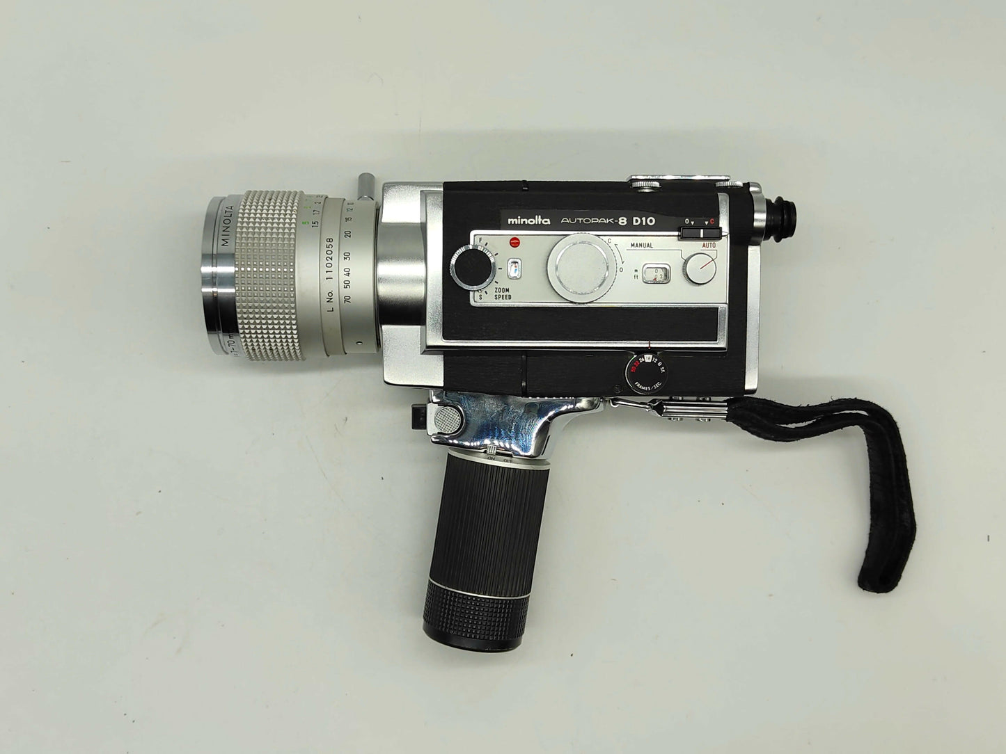 FILM TESTED Minolta Super-8 movie camera: Autopak-8 D10. Rewind pickup..