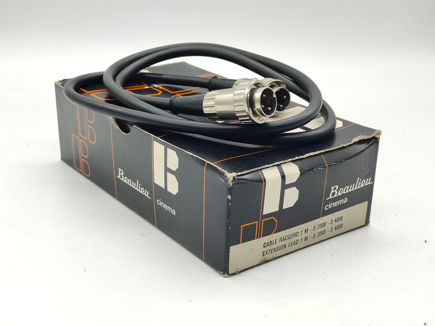 Extension cable for dummy battery adaptor for Beaulieu 4008 cameras