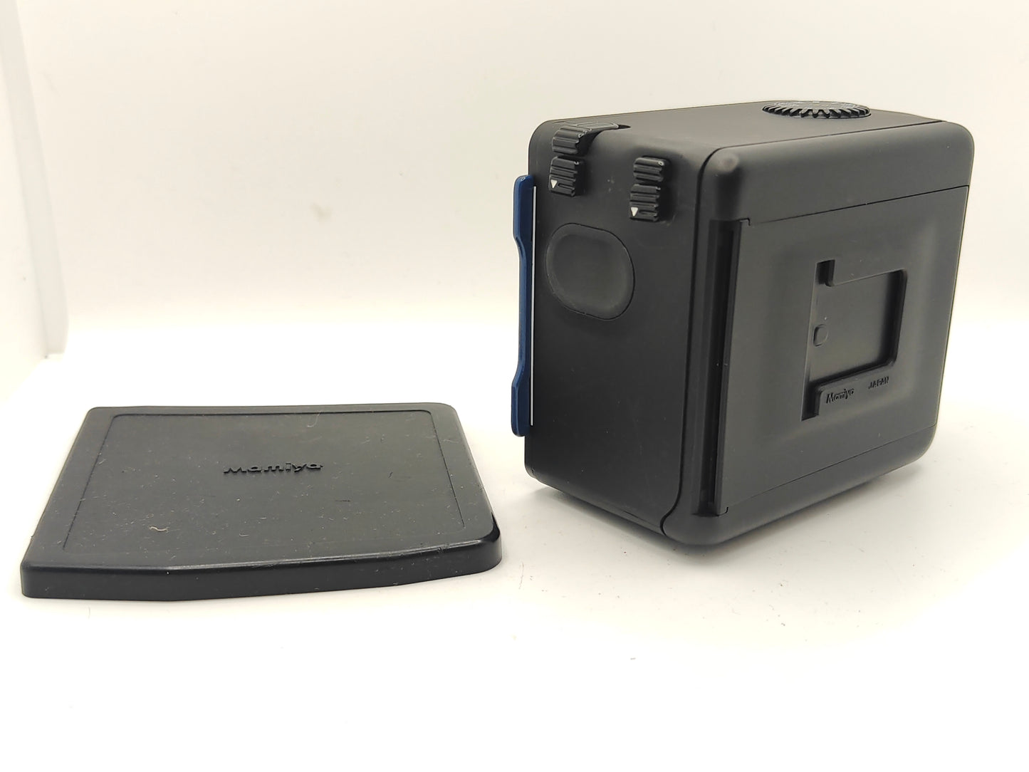 Mamiya 645 120 film back.