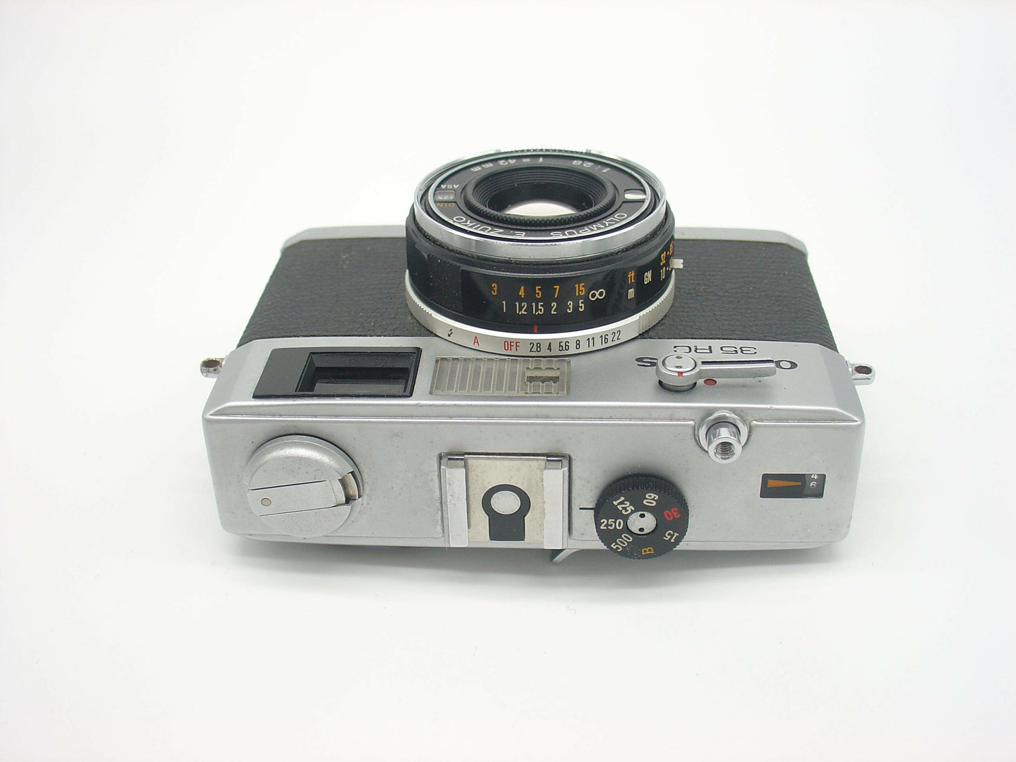 Olympus 35 RC rangefinder film camera.