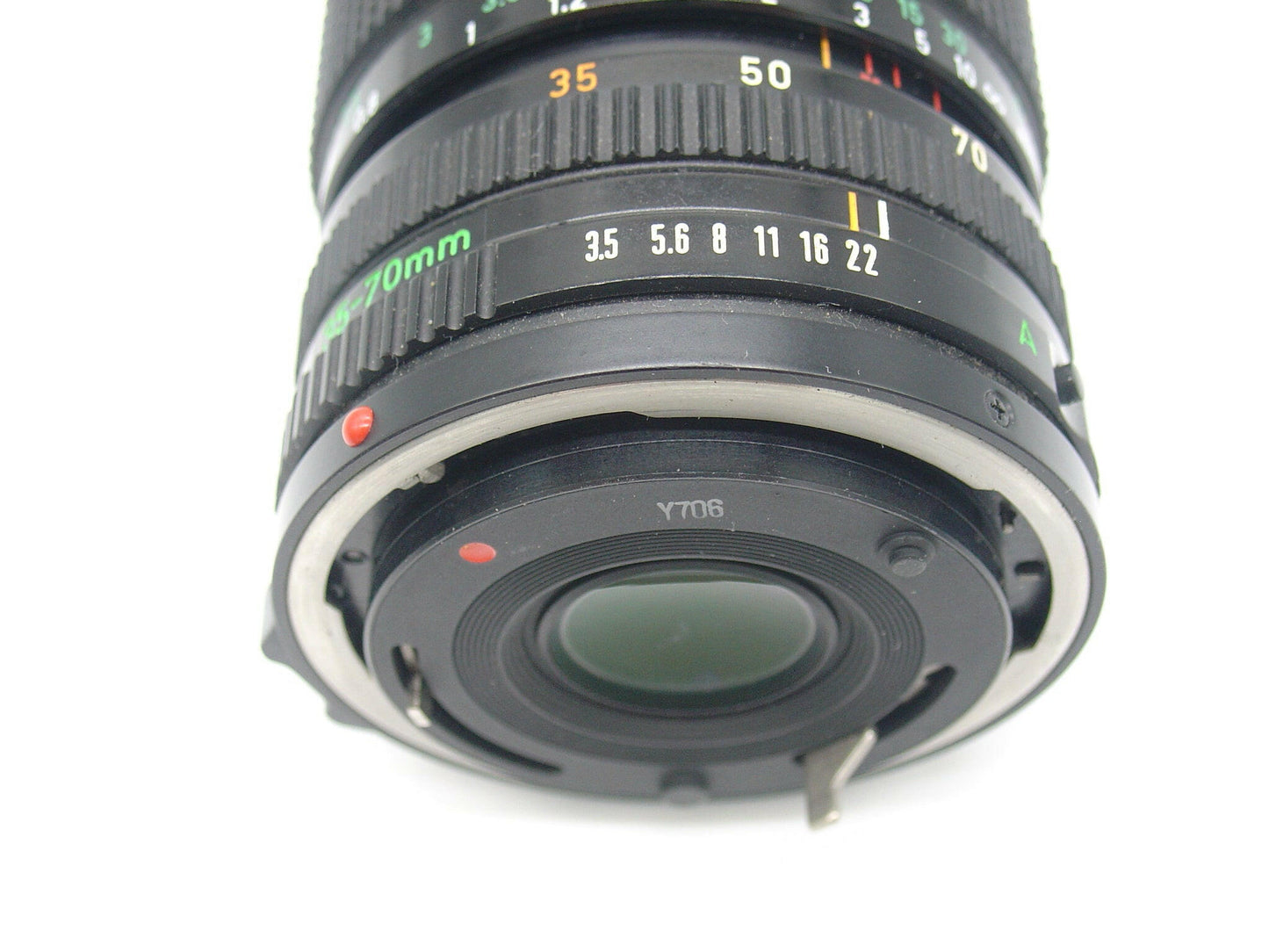 Canon FD 35-70 f3.5 zoom lens for AE-1, A-1, FTb SLRs.