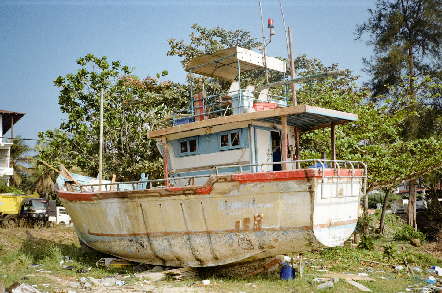 Flash Fujica compact film camera with user manual