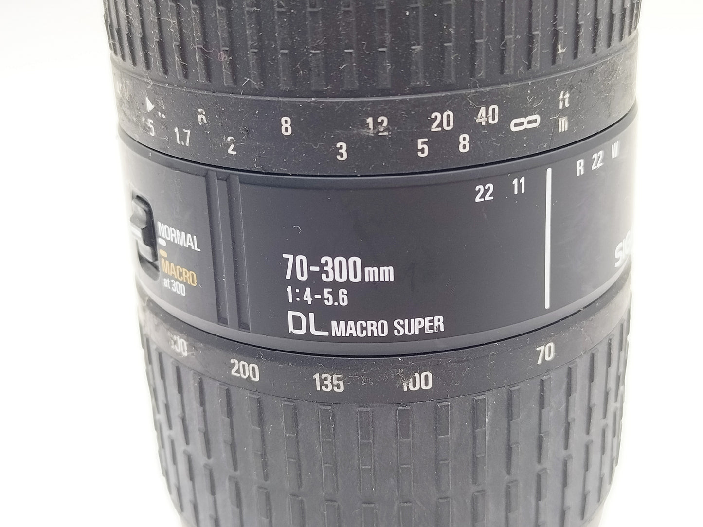 Sigma 70-300mm Autofocus f/4 lens for Nikon SLRs