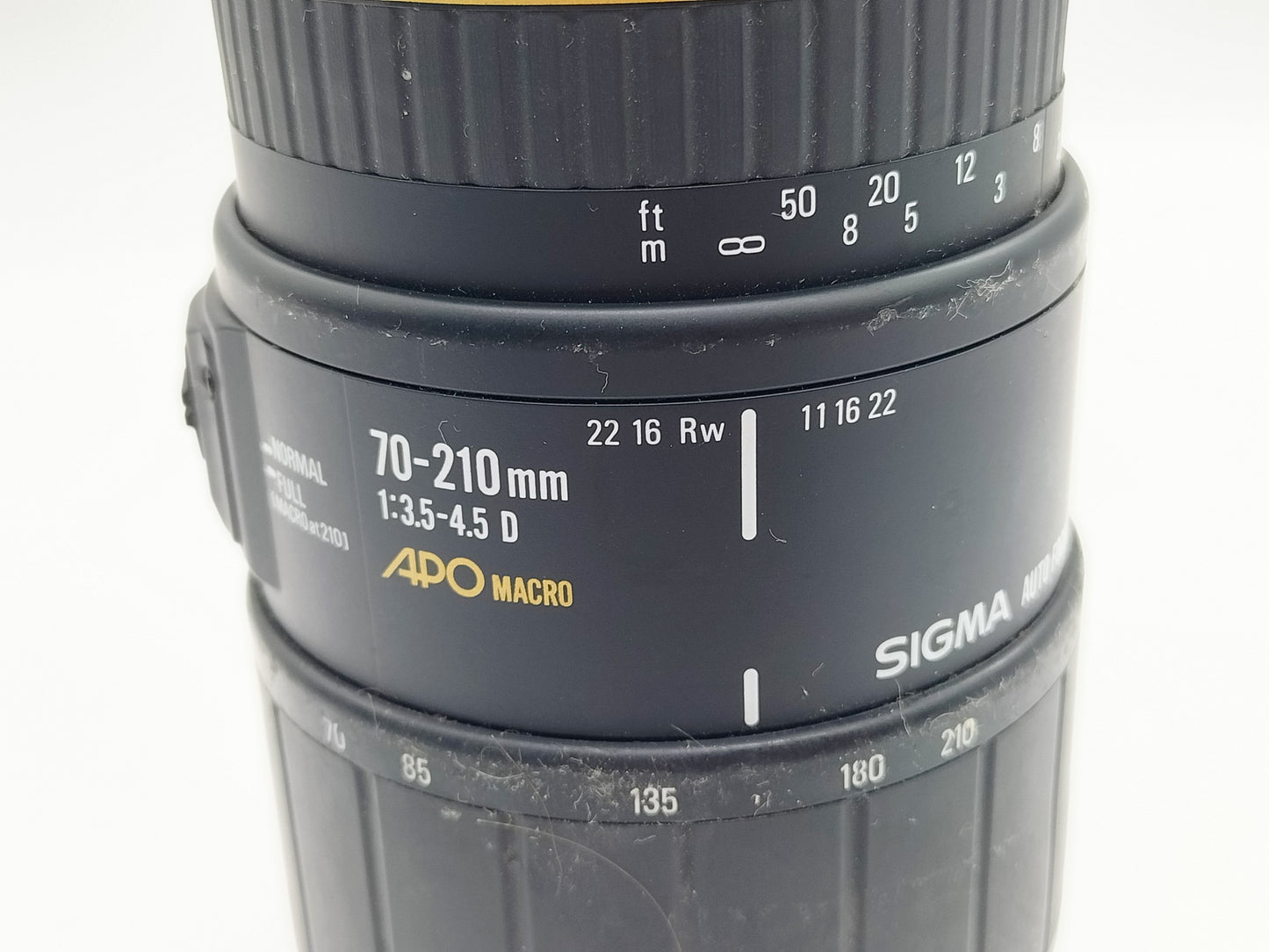 Sigma 70-210mm Autofocus APO Macro f/3.5 lens