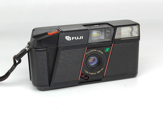 Fuji DL-200 II point-and-shoot film camera