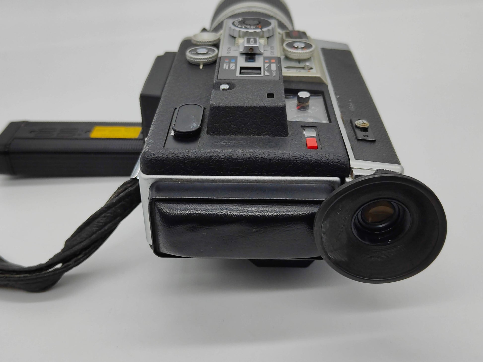 FILM TESTED Canon Auto Zoom 1014 Electronic Super-8 movie camera – Classic  Cameras AU