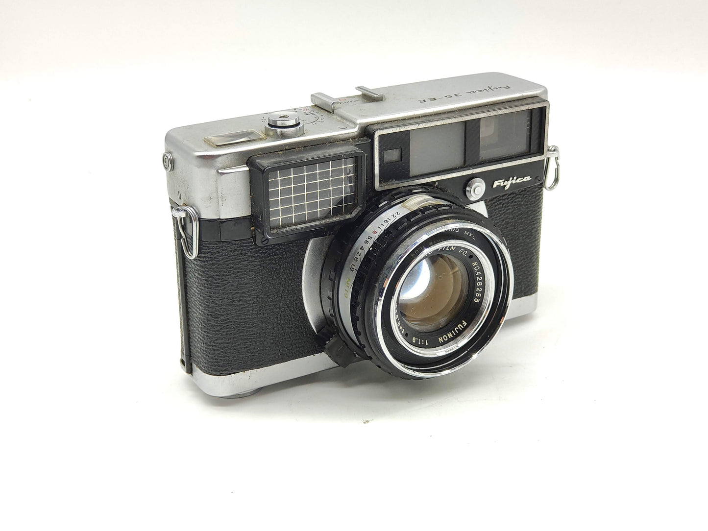 Fujica 35 EE rangefinder camera