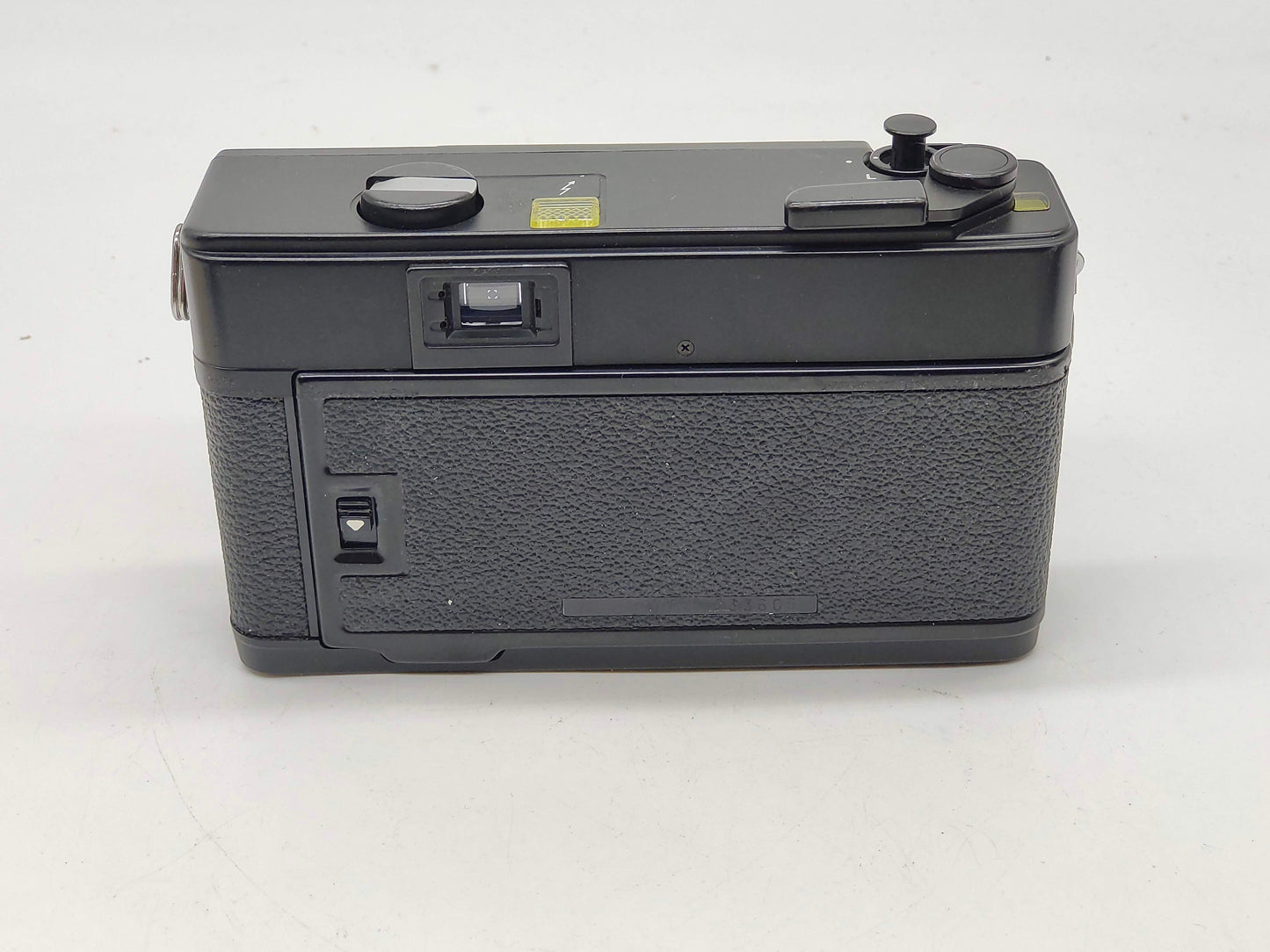 Chinon 35 F-A retro film camera