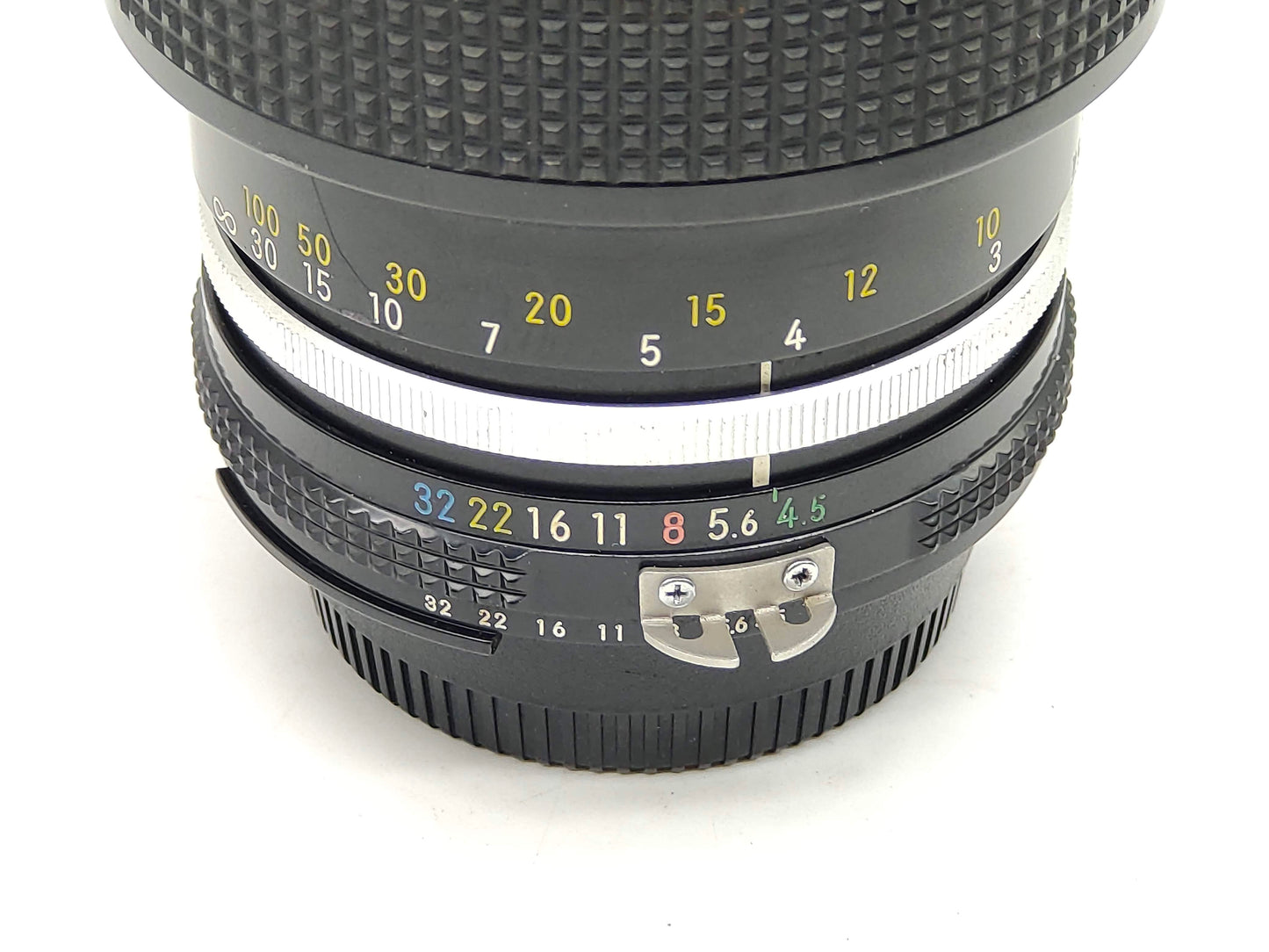 Nikon 80-200mm f/4.5 Nikkor AI lens