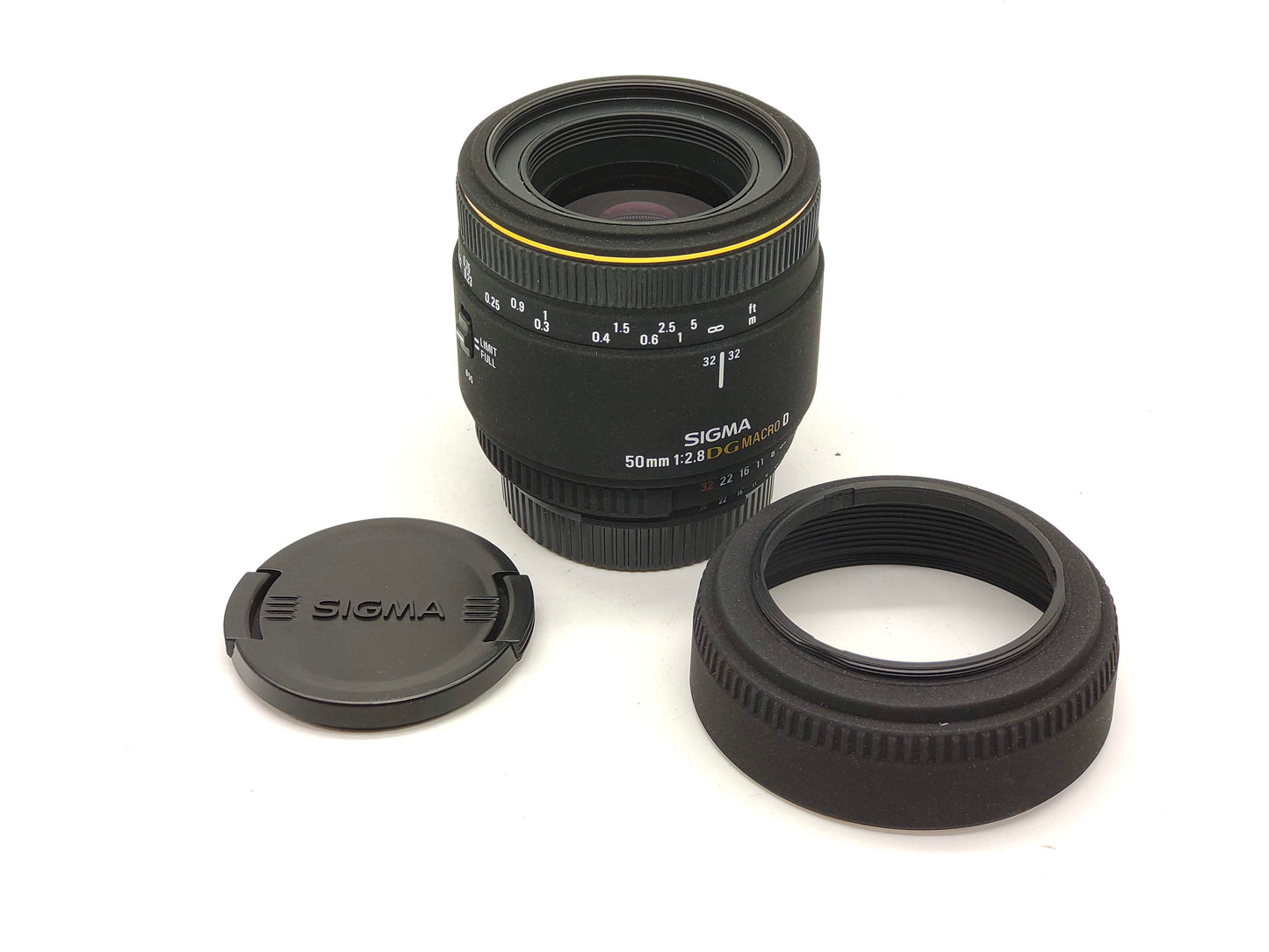 Sigma 50mm f/2.8 DG Macro lens for Nikon Autofocus SLRs. As new condition.