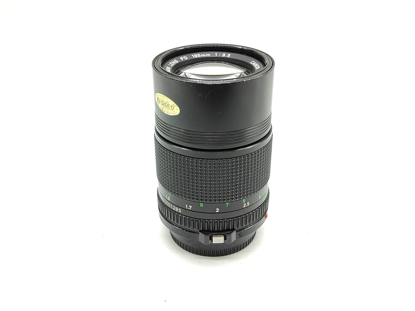 Canon lens: 135mm f/3.5 New FD portrait / medium telephoto lens for AE-1, FTb etc.