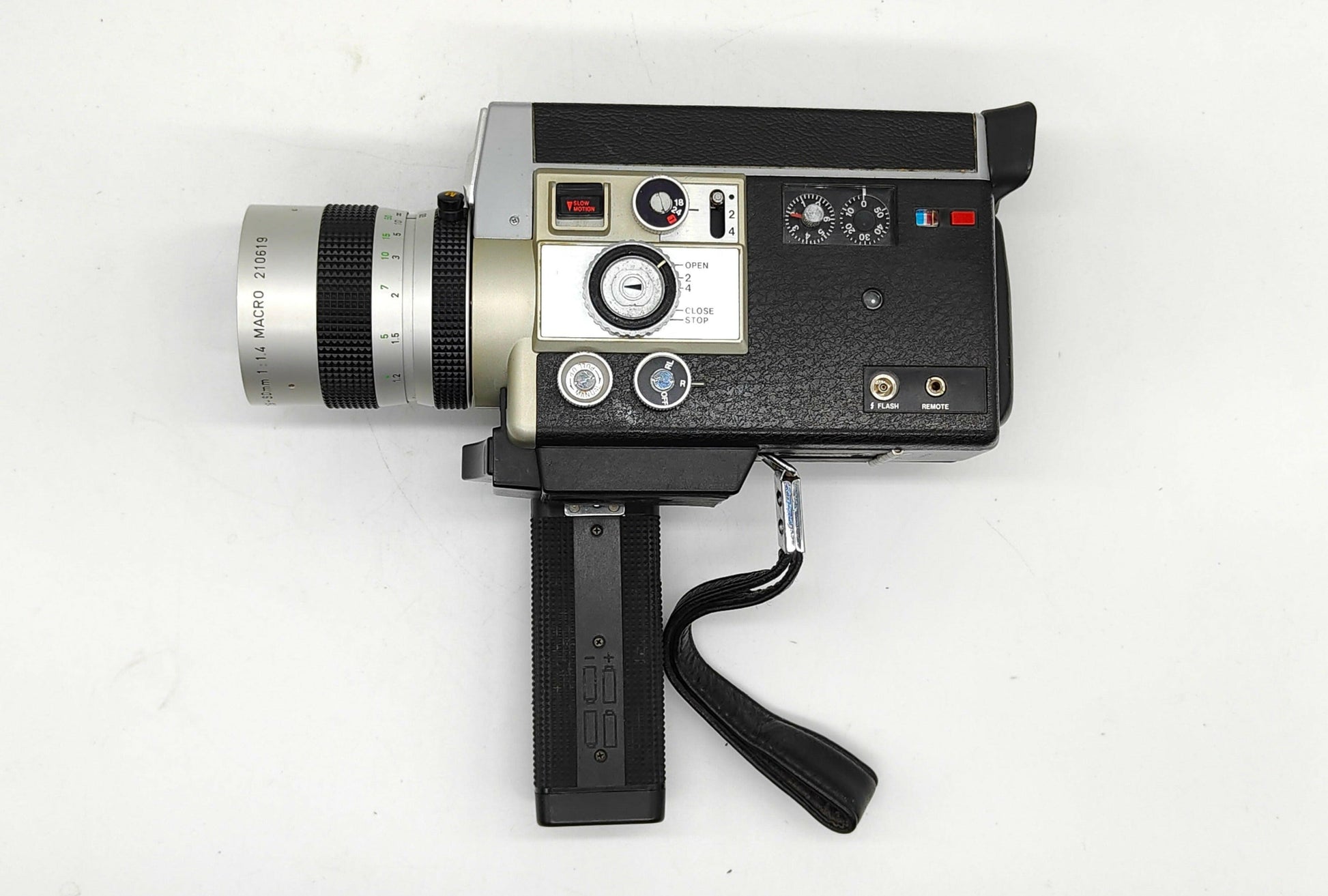 FILM TESTED Canon Auto Zoom 814 Electronic Super-8 movie camera