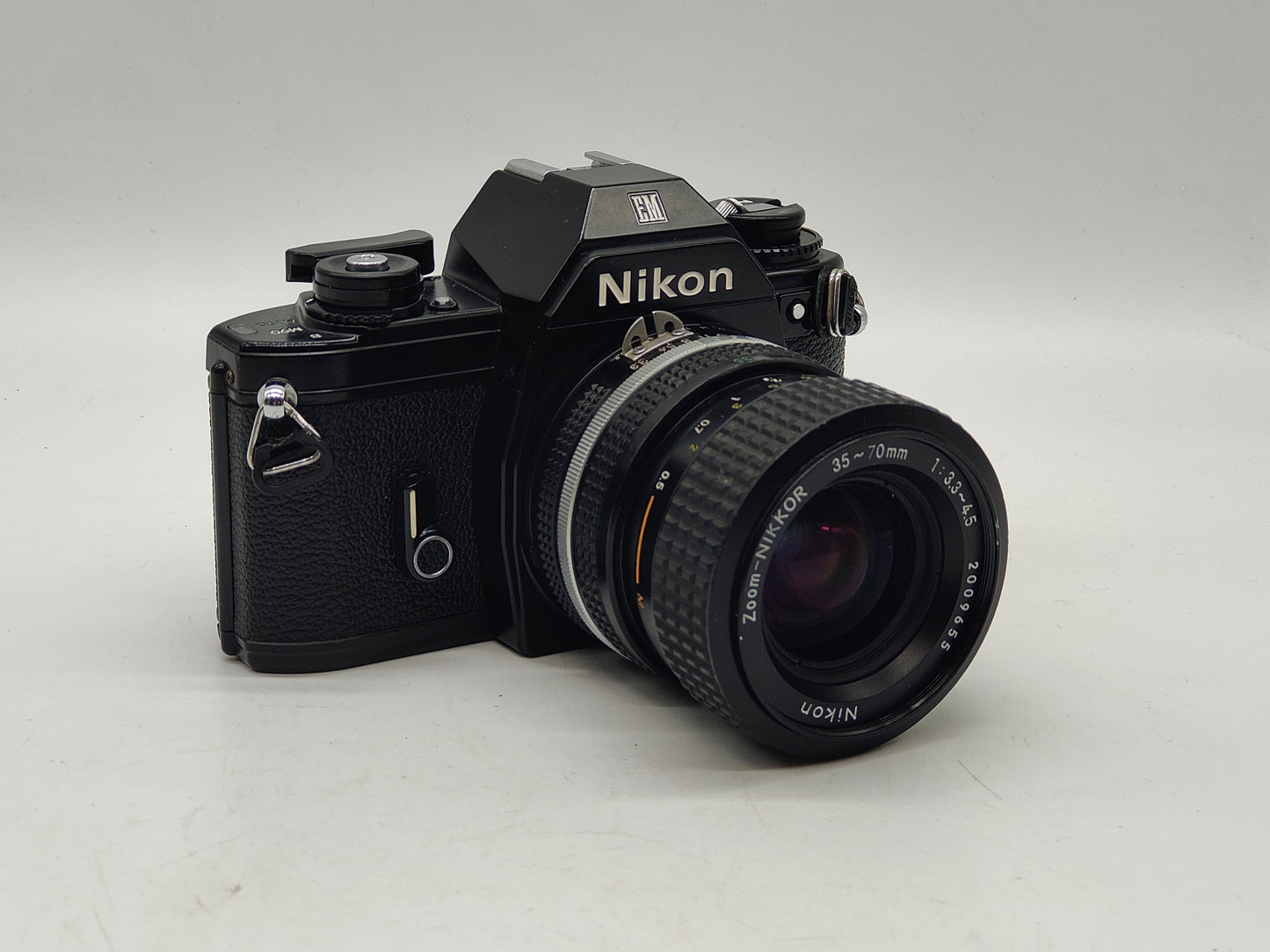 Nikon EM: automatic SLR with Nikkor 35-70mm zoom lens