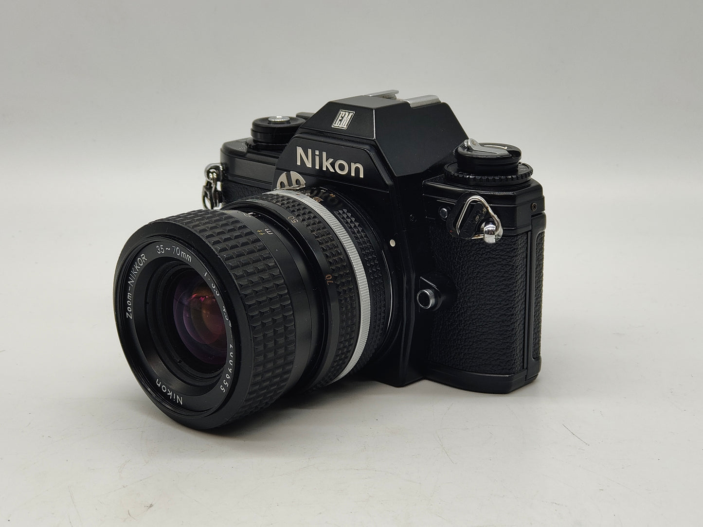 Nikon EM: automatic SLR with Nikkor 35-70mm zoom lens