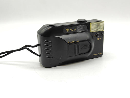 Fuji DL-7 film simple camera.