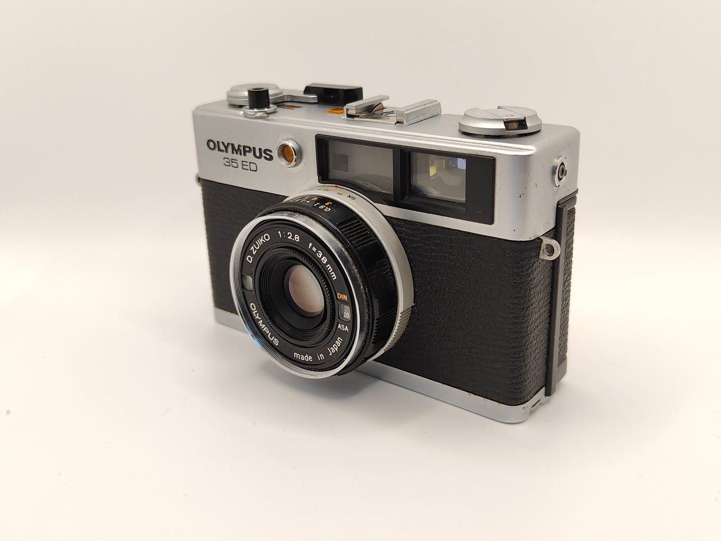 Olympus 35 ED rangefinder film camera