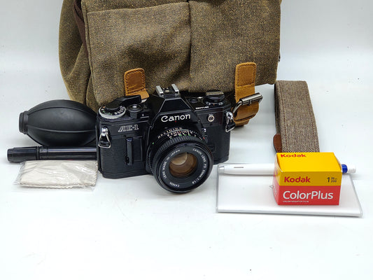 Canon AE-1 SLR camera Gift set