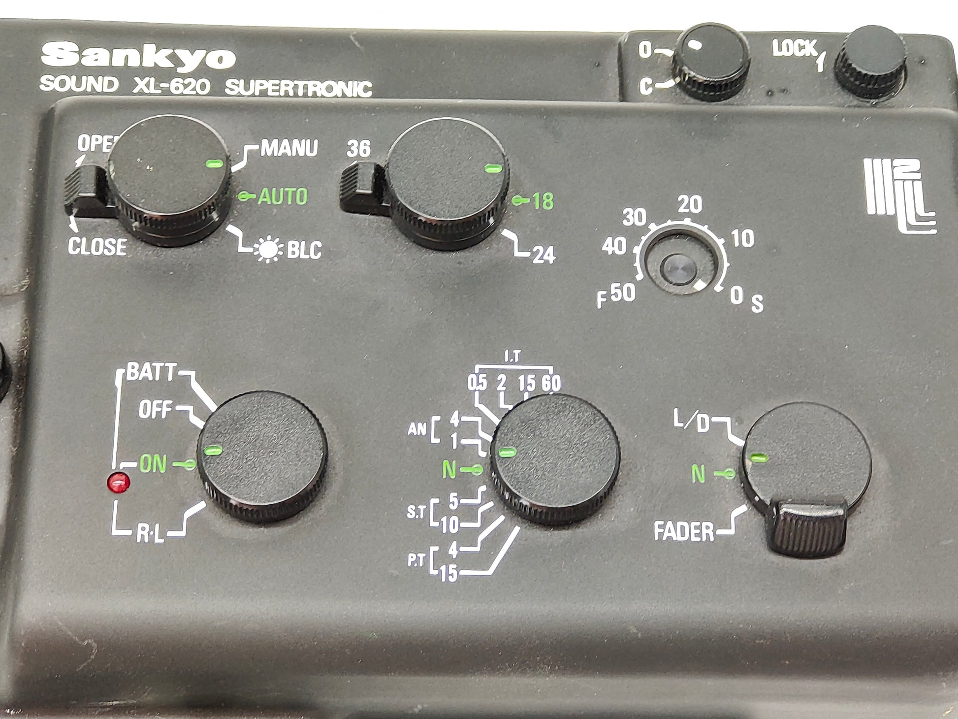 Mode emploi camera S8 sankyo SOUND xl-620 SUPERTRONIC operation manual Mode emploi camera S8 sankyo SOUND xl-620 SUPERTRONIC operation manual