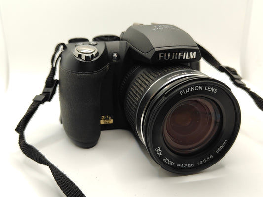 Fuji Finepix HS 10 digital camera