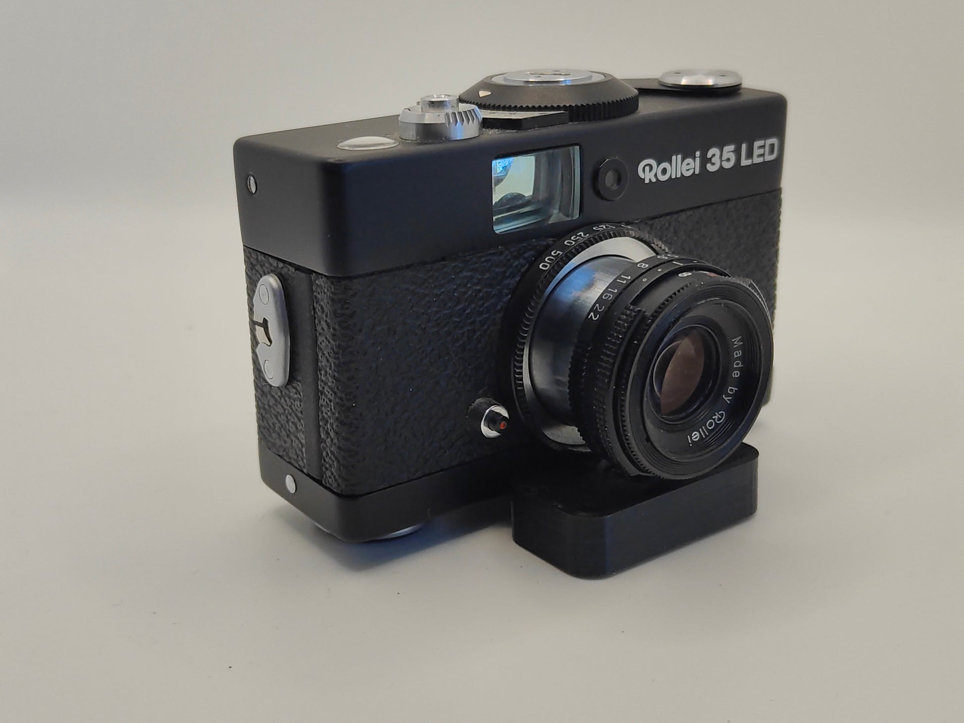 FILM TESTED Rollei 35 LED film camera Classic Cameras AU