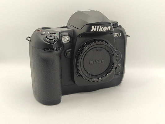Nikon D100 digital camera