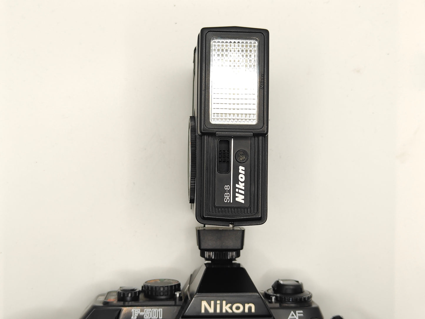 Nikon SB-8 flash
