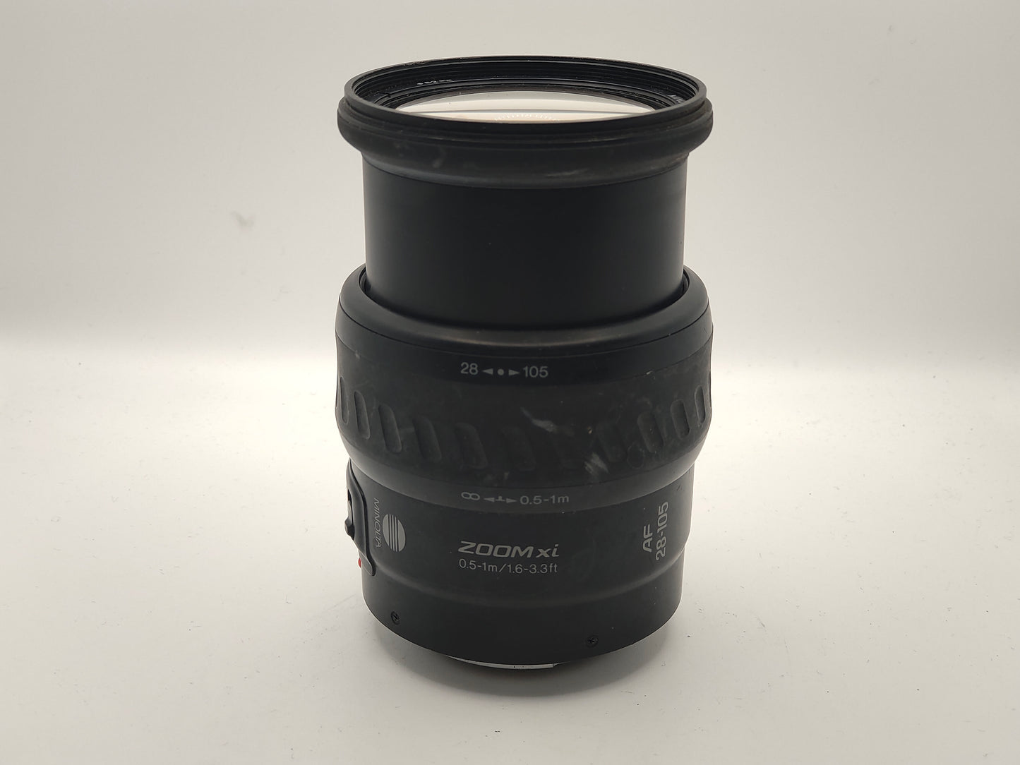 Minolta Zoom Xi 28-105mm f/3.5-4.5 lens for Minolta Autofocus SLRs