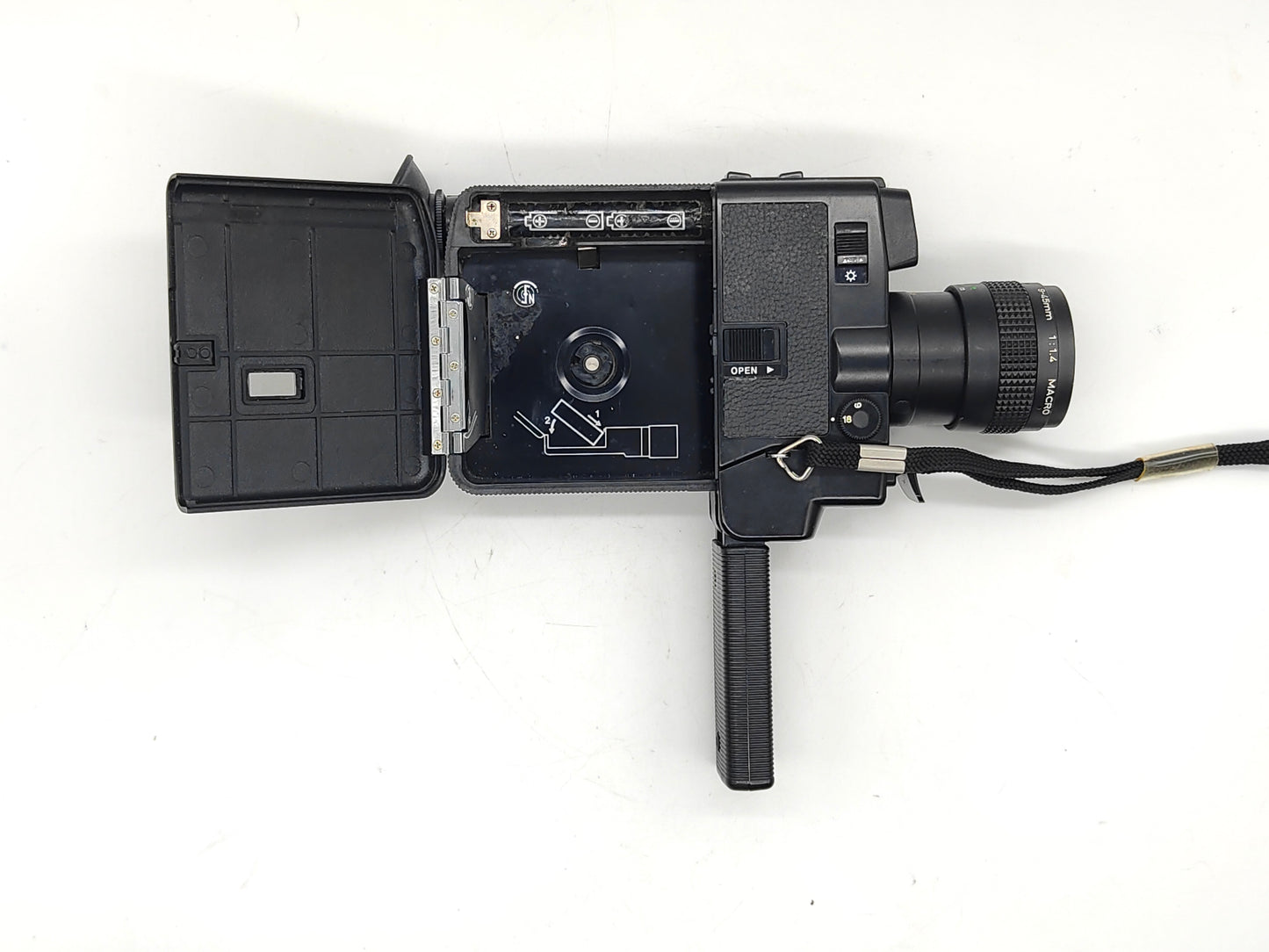 FILM TESTED Canon Auto Zoom 514XL Super-8 movie camera.
