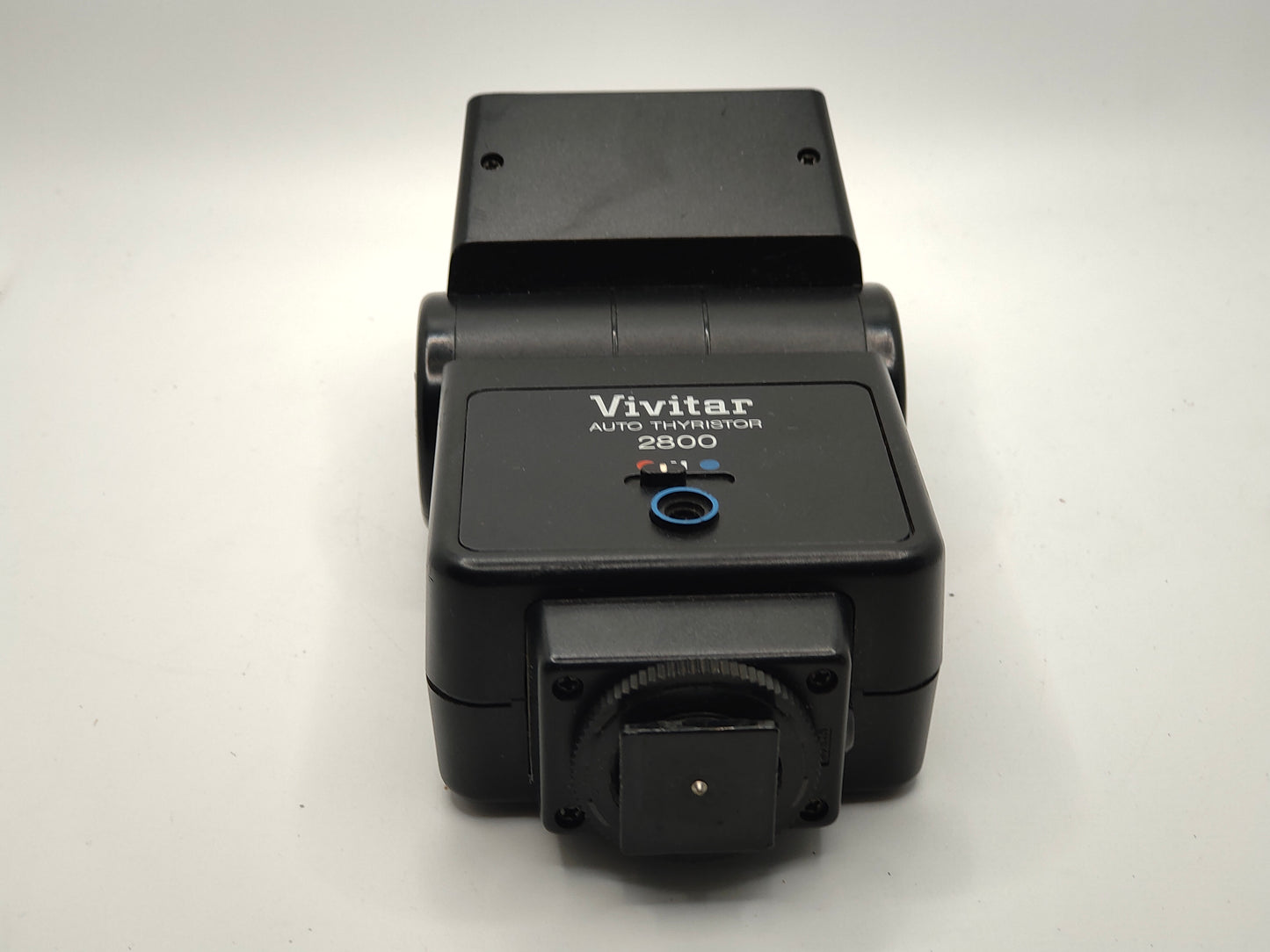 Vivitar 2800 camera flash with tilt
