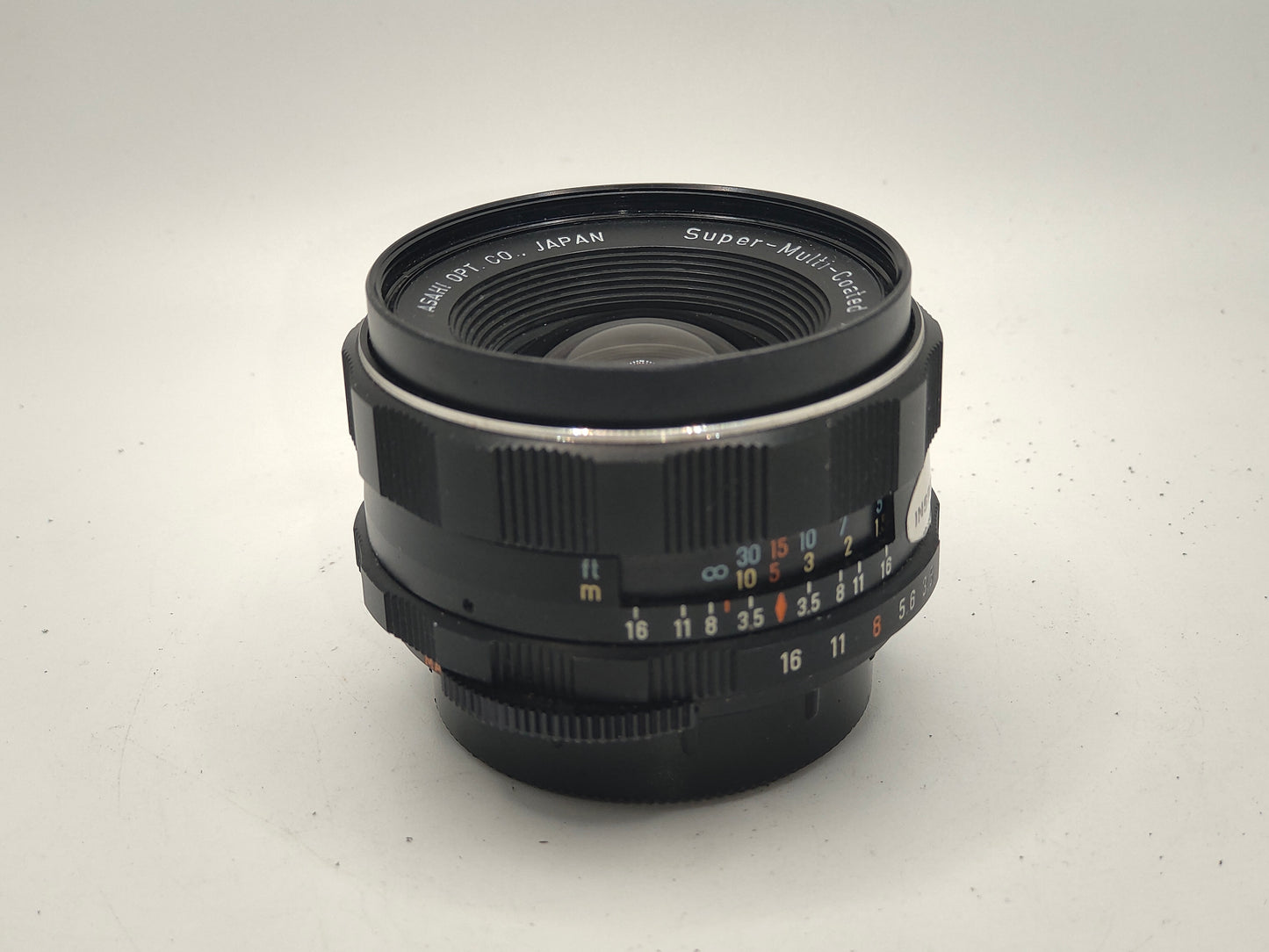 Super-Multi-Coated Takumar 35mm f/3.5 M42 Pentax lens