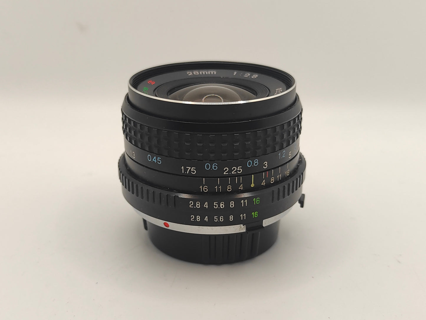 Tokina 28mm f/2.8 wide-angle lens for Minolta SLRs