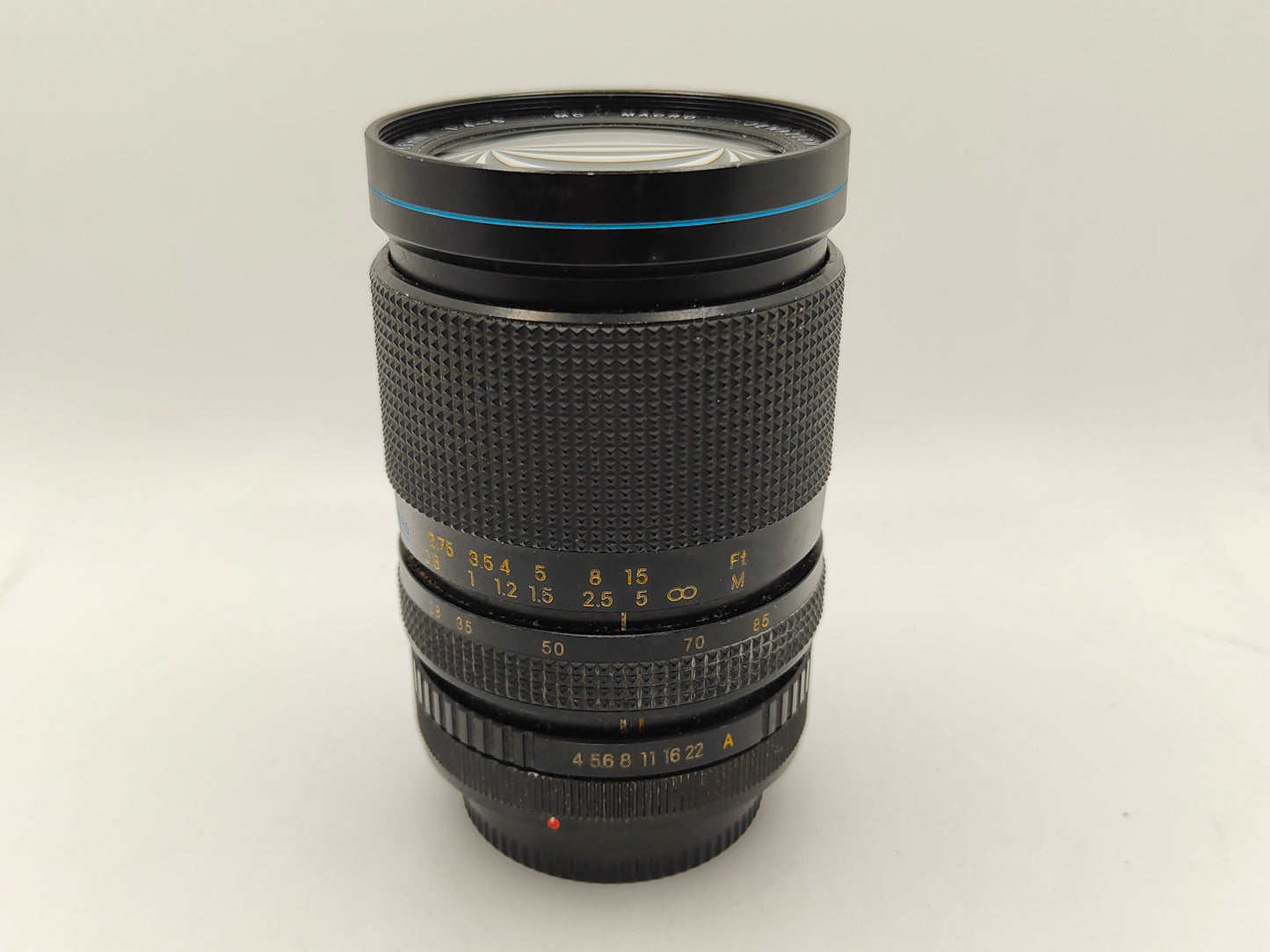 Carl Zeiss 28-85mm f/4-5 zoom lens for Canon FD mount cameras (Canon AE-1 etc)