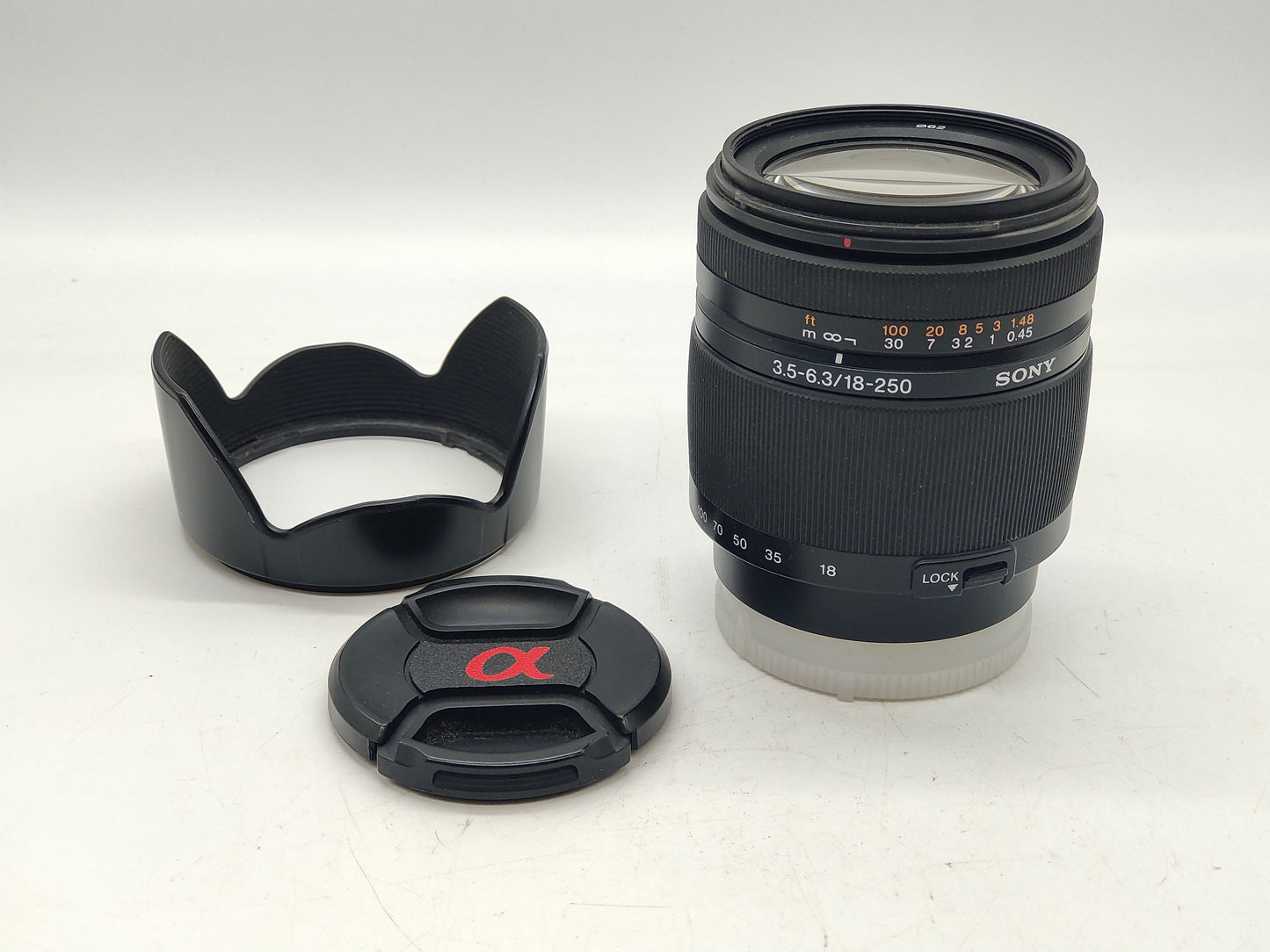 Sony 18-250mm f/3.5-6.3 DT Superzoom wide-angle to telephoto lens (SAL18250) Sony A-mount