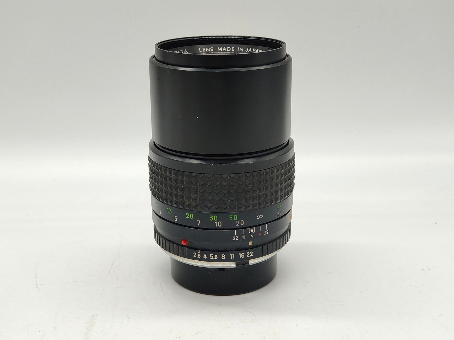 Minolta Rokkor 135mm f/2.8 telephoto lens for Minolta SLRs