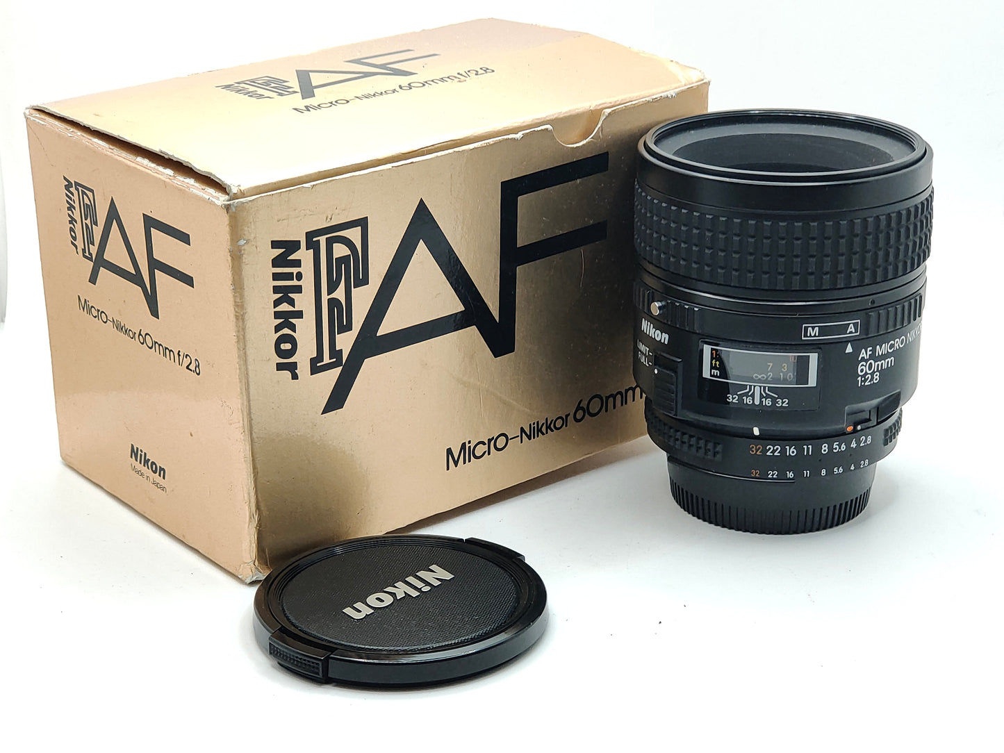AF Micro Nikkor 60mm f/2.8 lens
