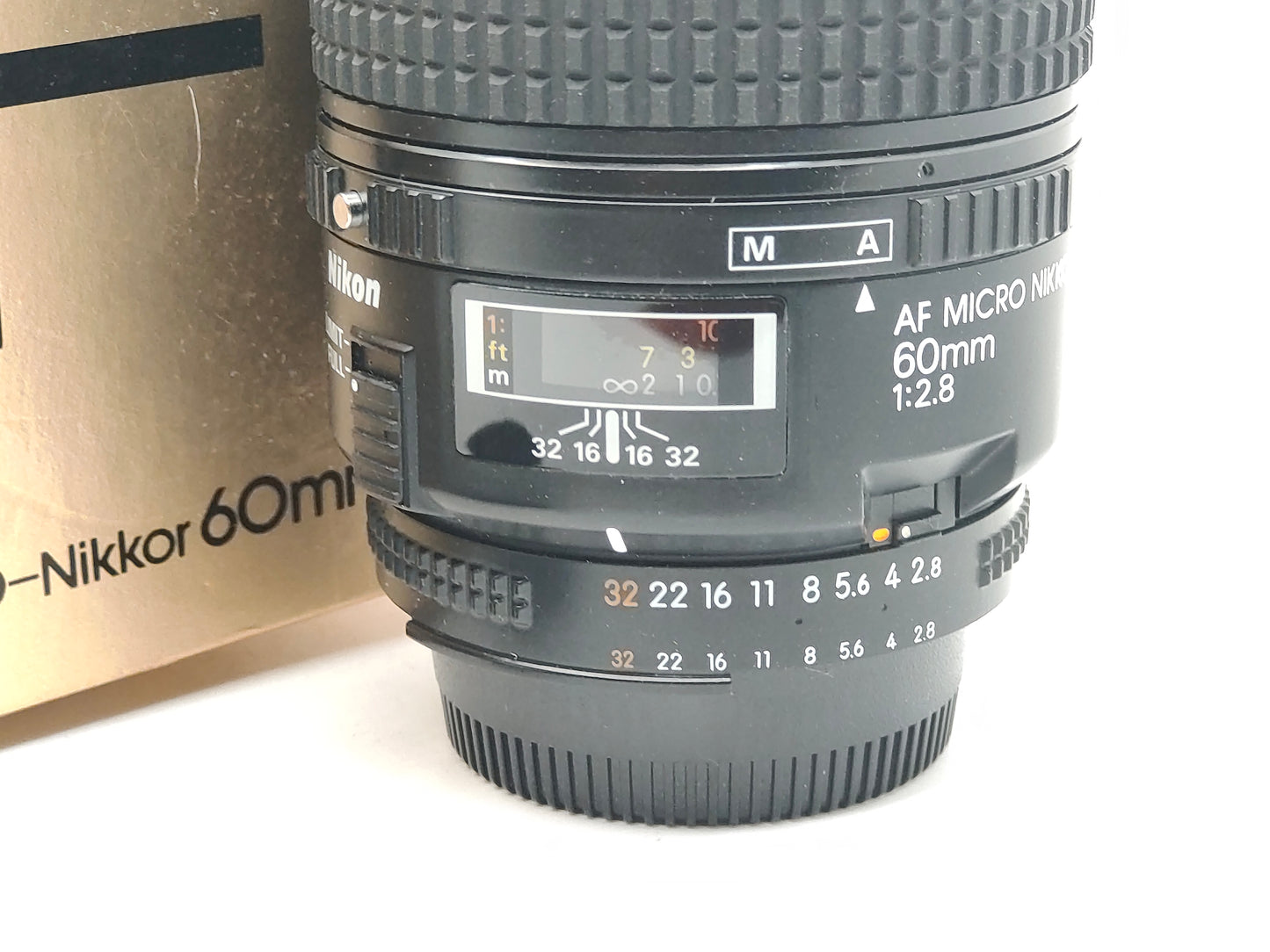 AF Micro Nikkor 60mm f/2.8 lens