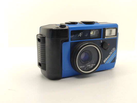Nikon L35 AWAD underwater point-and-shoot camera (Blue)