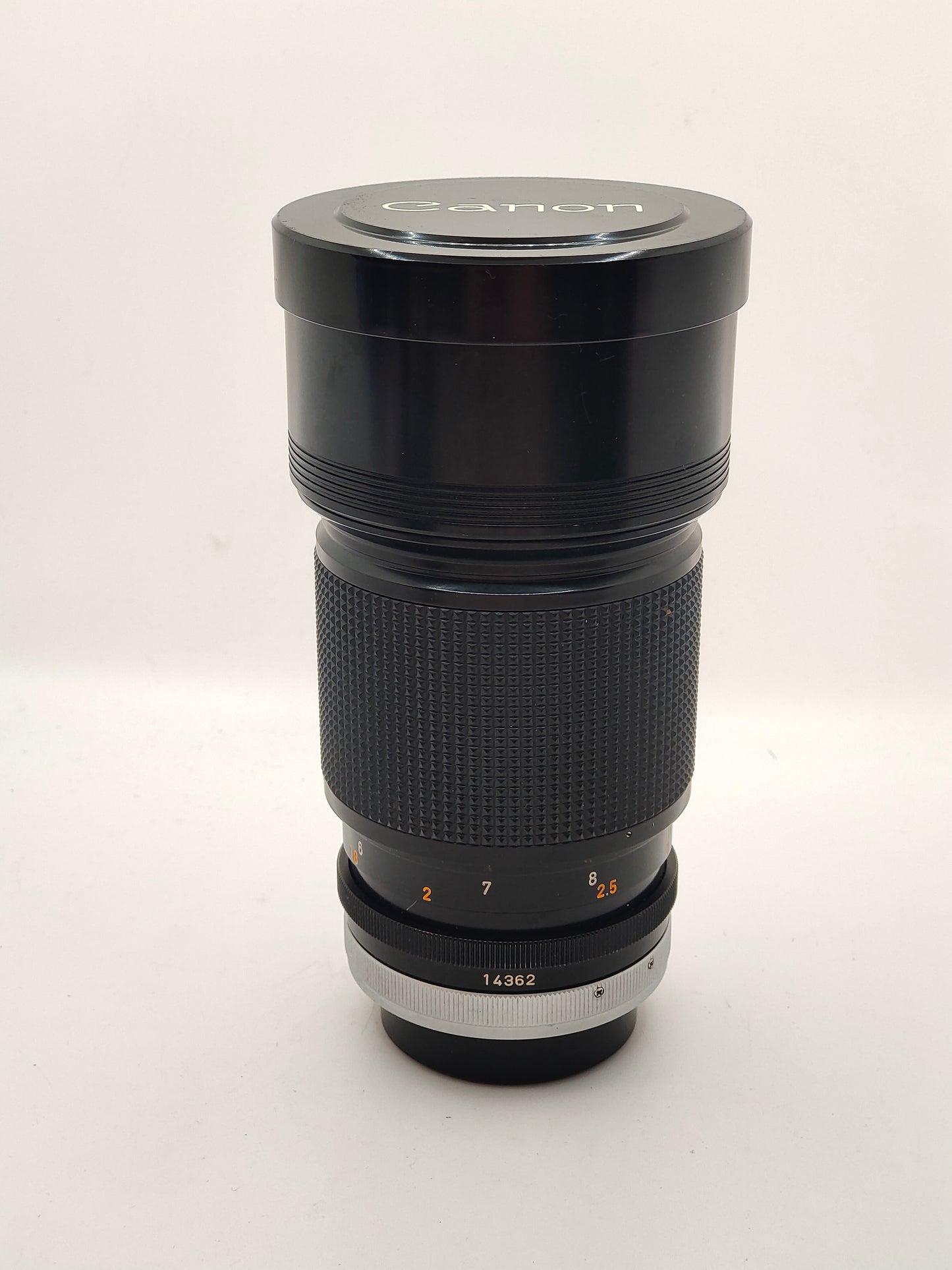 Canon FD 200mm f/2.8 SSC telephoto lens for AE-1, A-1, FTb SLRs