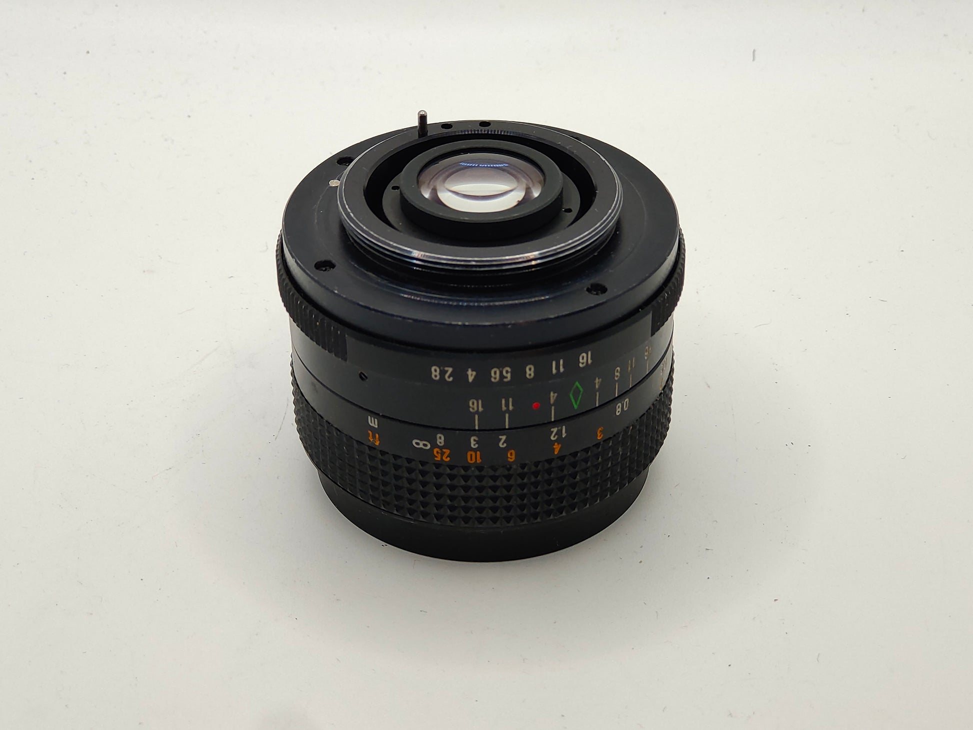 28mm f/2.8 wide-angle for Pentax M42 screw mount cameras.