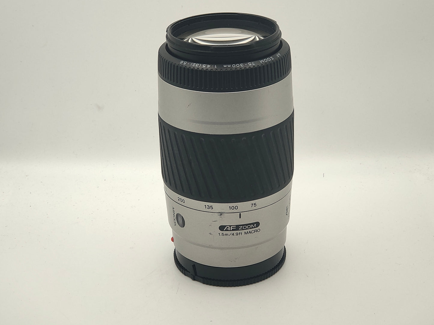 Minolta AF 75-300mm f/4.5-5.6 Zoom autofocus lens for Minolta SLRs