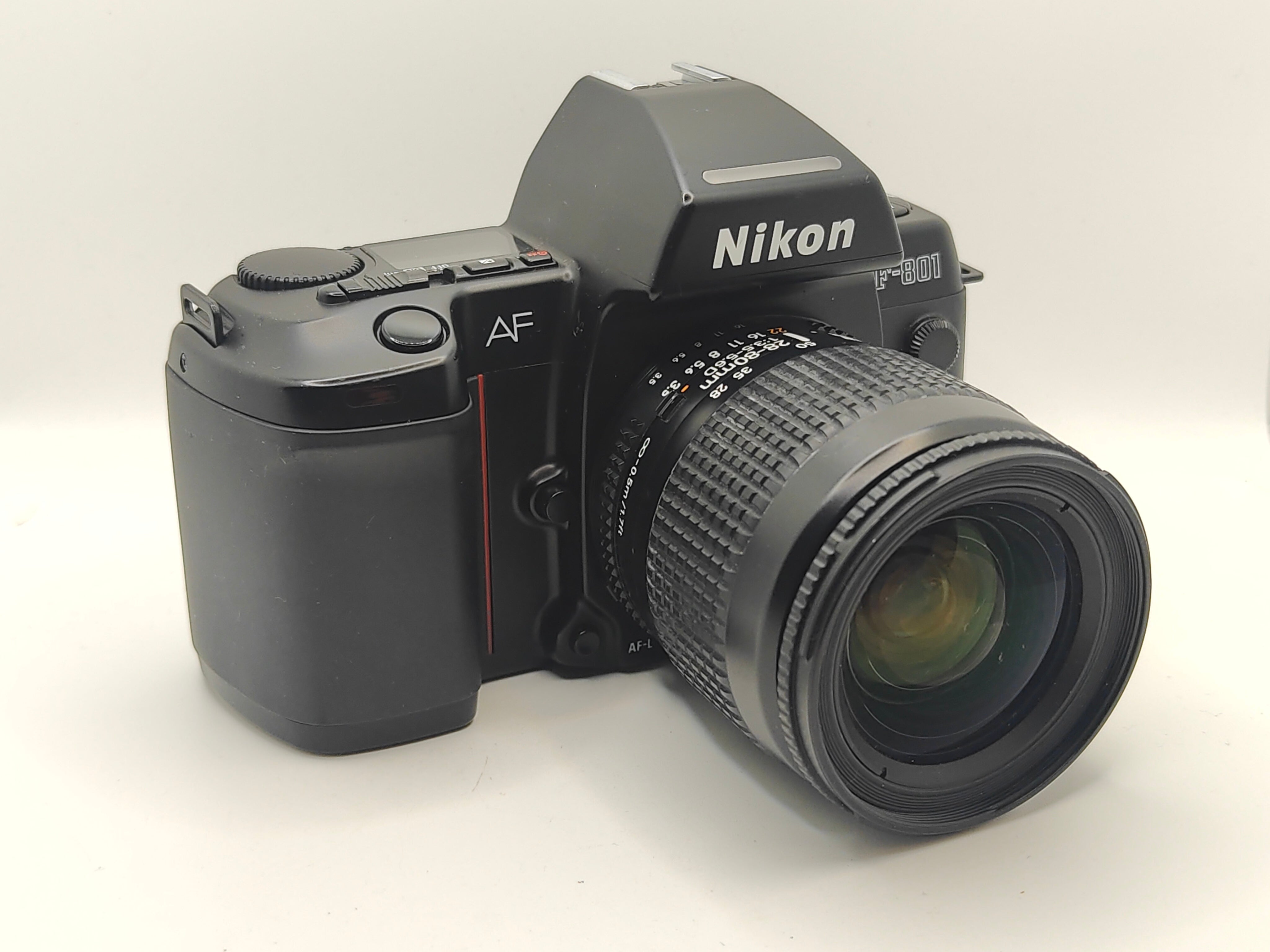 Nikon F-801S 一眼レフカメラ Nikkor 28-80mm Nikon F-801 + 28-80mm zoom lens | Classic Cameras AU