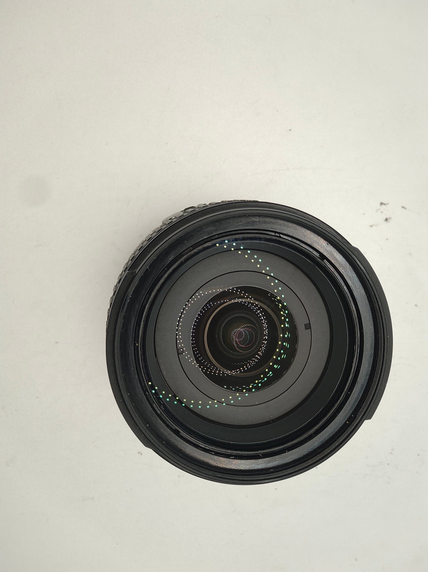 Nikon AF-S mount Nikkor 18-70mm f/3.5-4.5G ED DX zoom lens - for APS-C Nikon Digital Cameras.