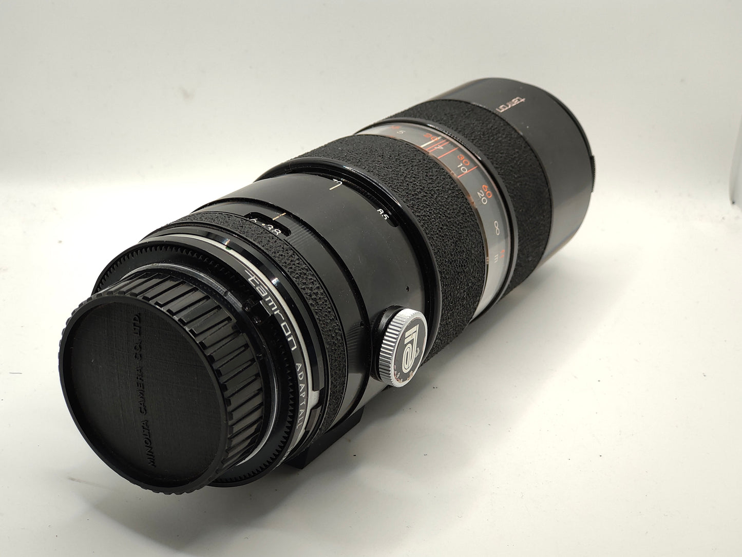 Tamron 70-220mm f/3.8 telephoto zoom lens for Minolta SRT SLRs