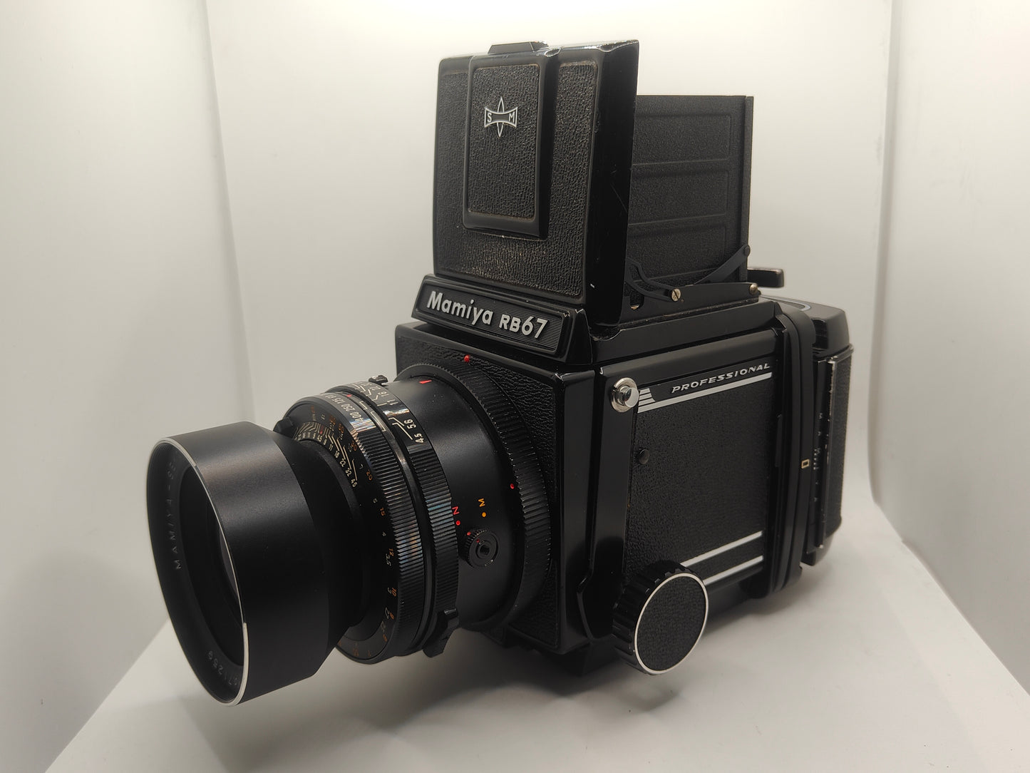 Mamiya RB67 Professional + 180mm lens + waist level finder