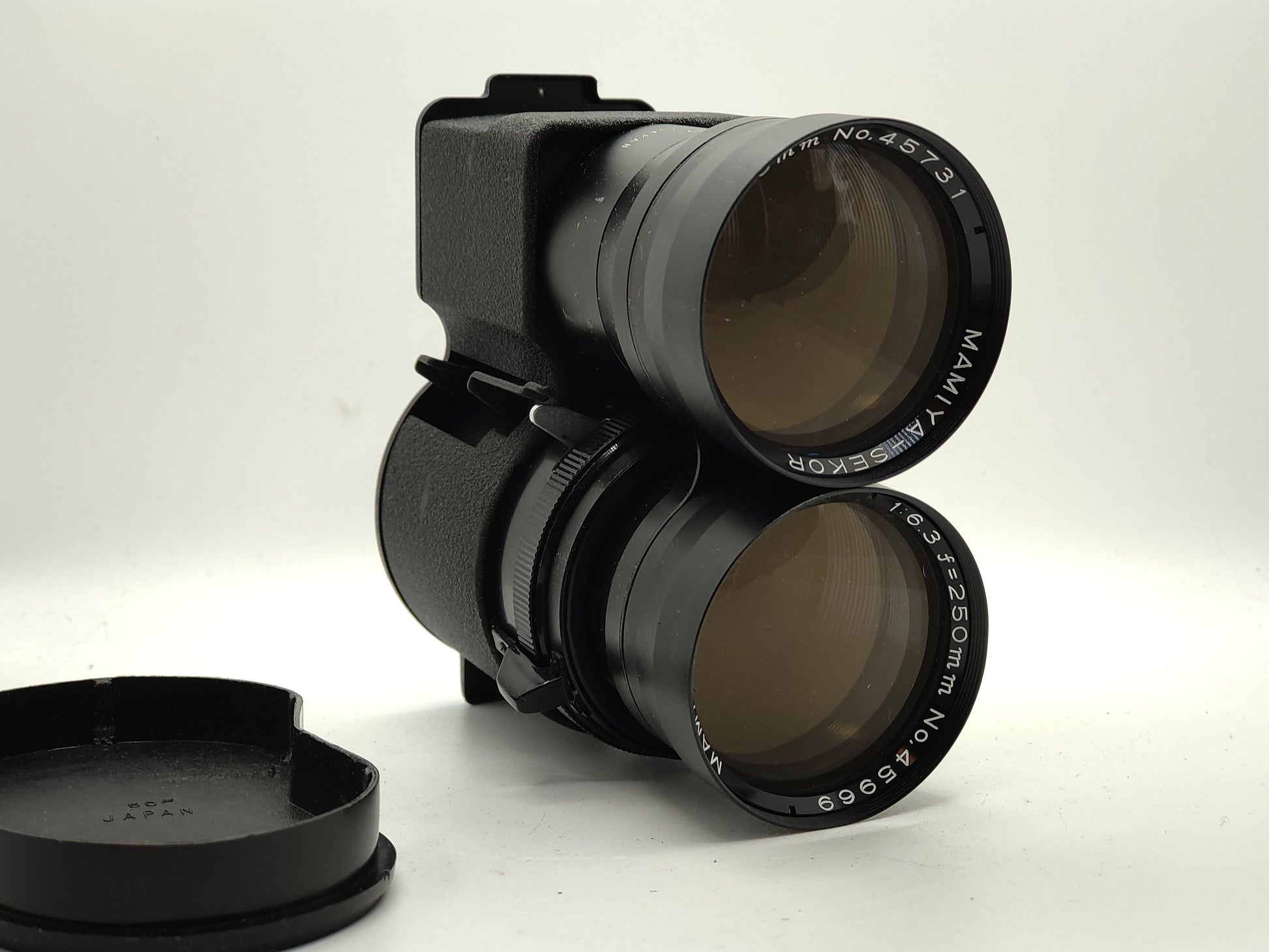 250mm f/6.3 lens for Mamiya TLR (C330, C220, C33 etc) cameras.