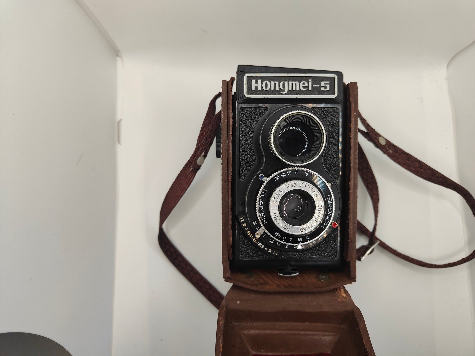 Hongmei 5 medium format camera.