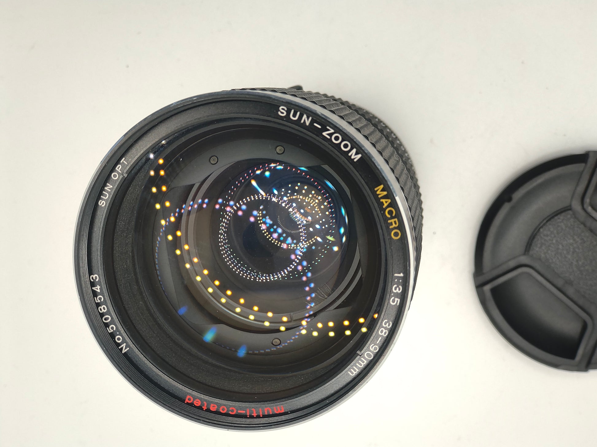Sun 38-90mm f/3.5 retro zoom lens. Canon FD mount for Canon AE-1 etc..
