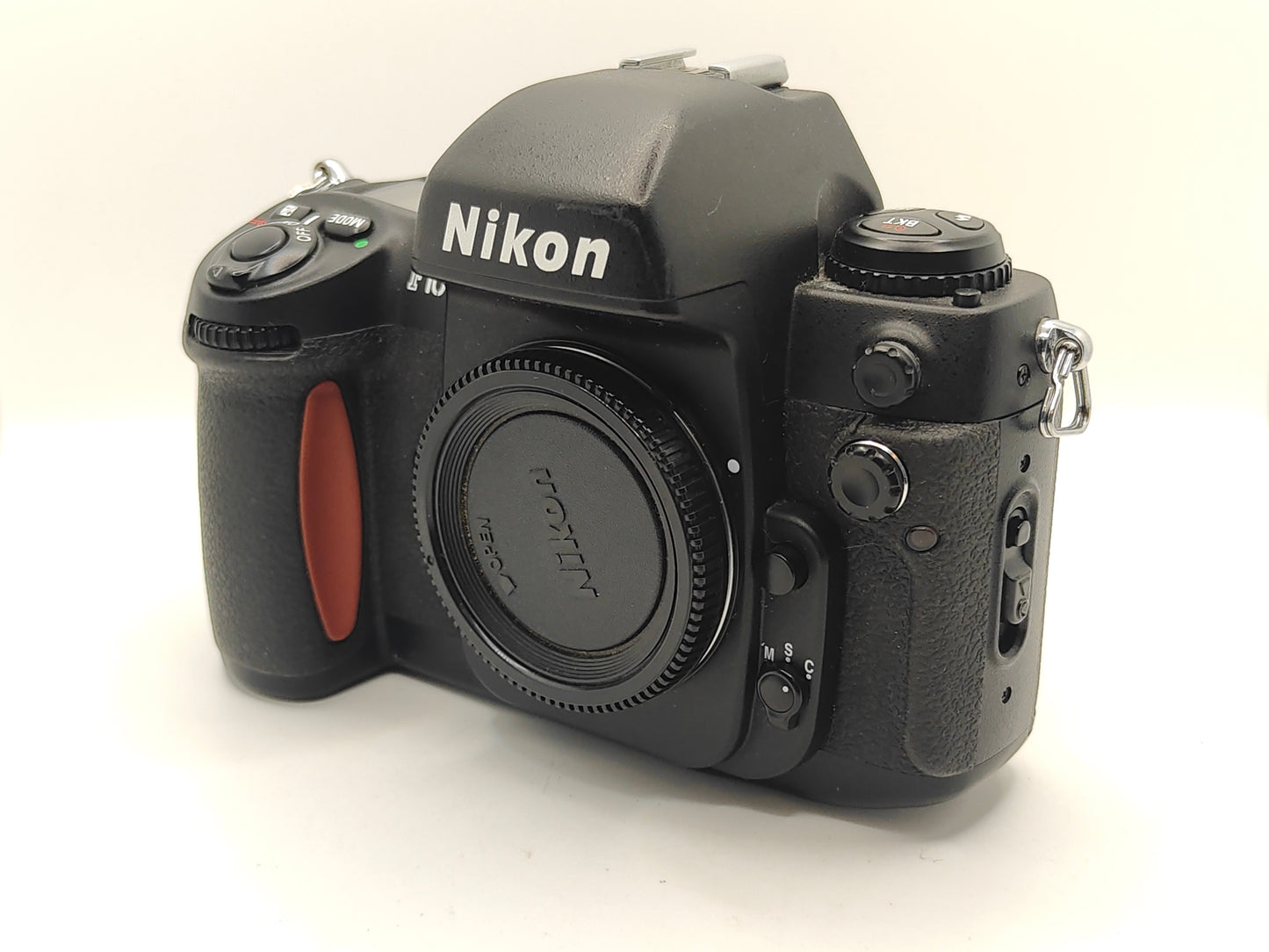 Nikon F100 autofocus SLR camera - body only.