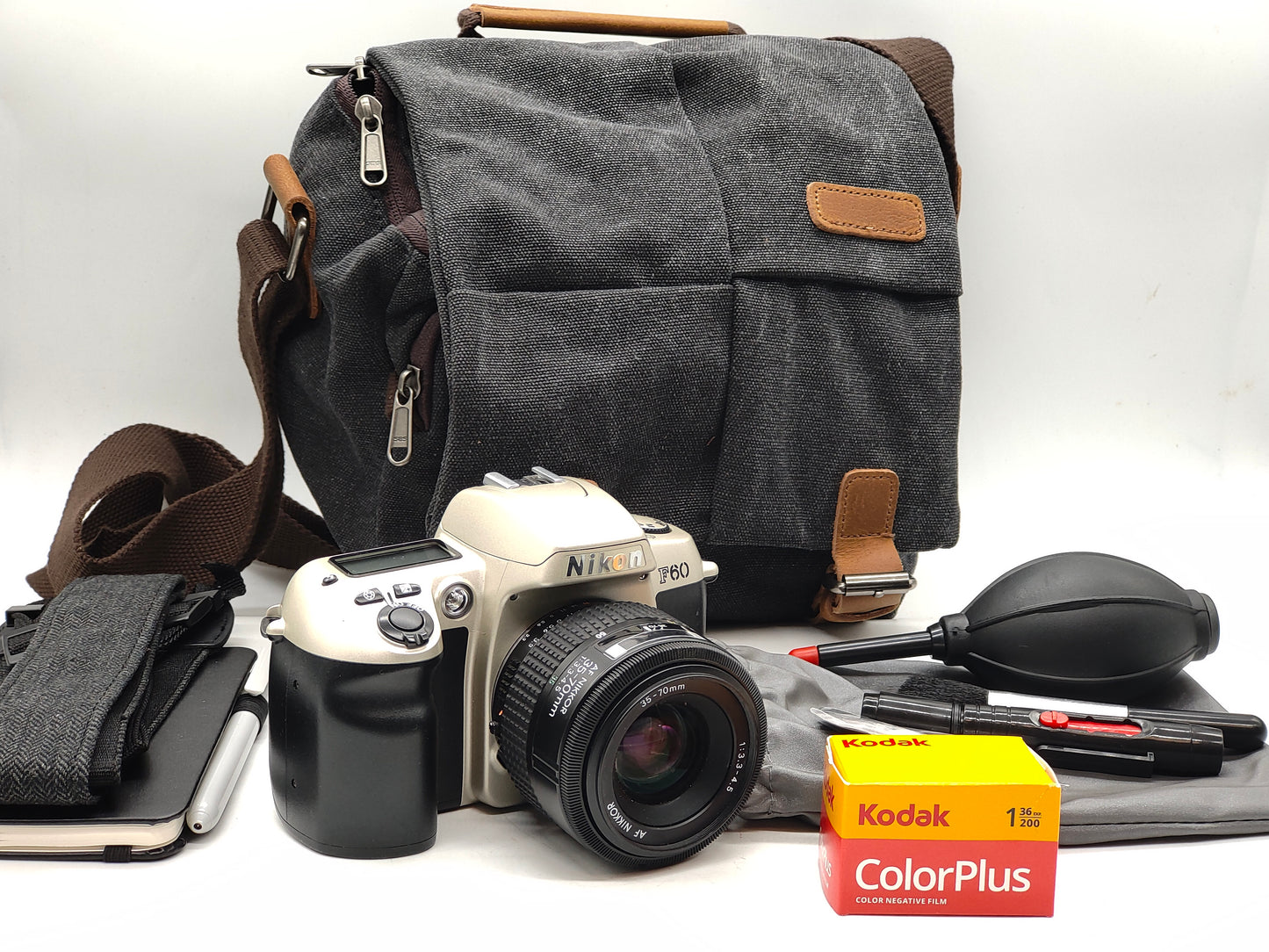 Nikon F60 + zoom lens SLR film camera gift set
